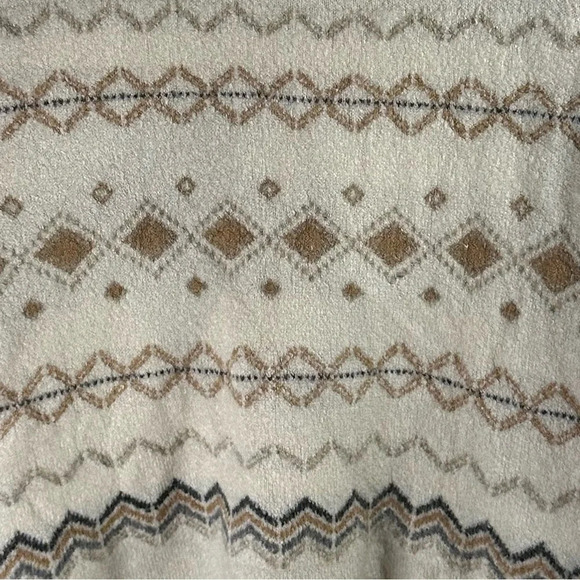 Talbots Fair Isle turtleneck sweater cream tan & gray soft, petite grandmacore - Picture 3 of 9